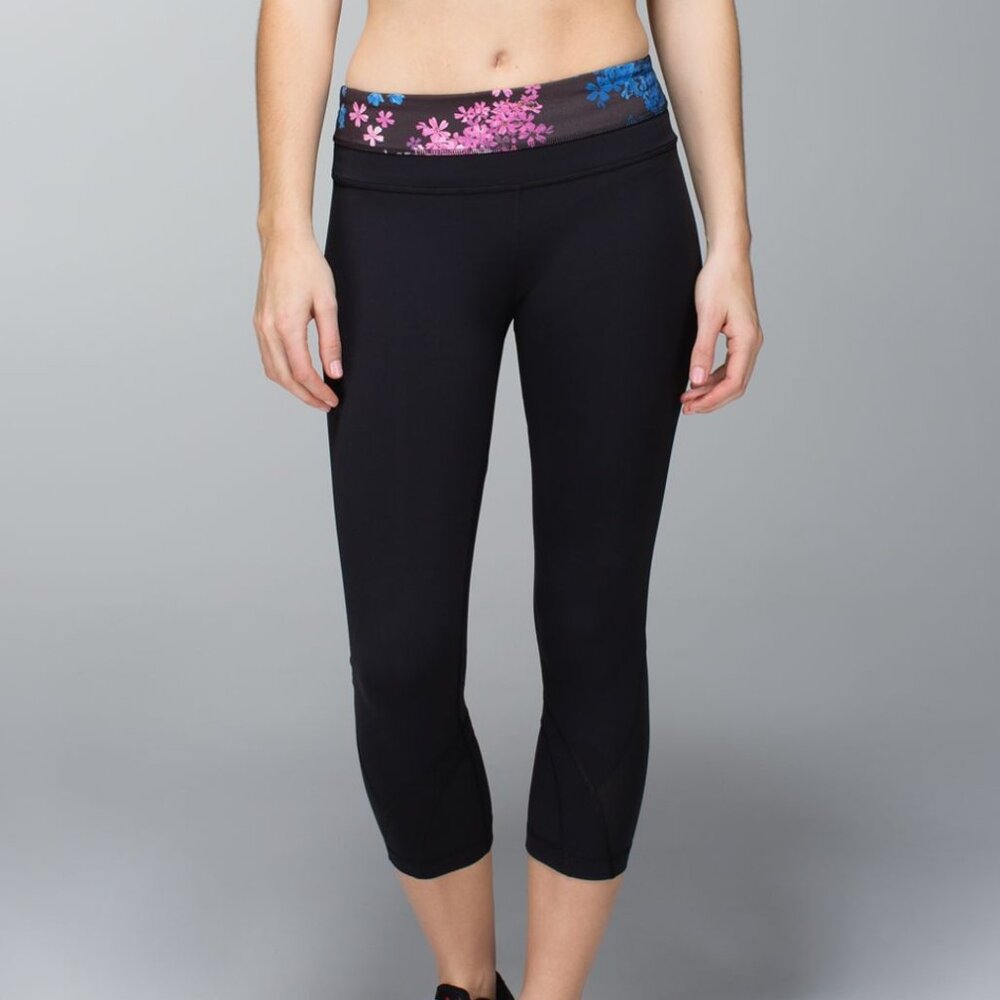 Lululemon Run: Inspire Crop II Black / Petal Pop Multi